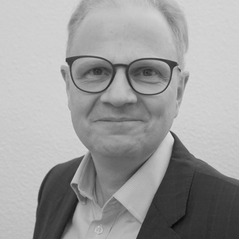 220112 Matthes Portrait