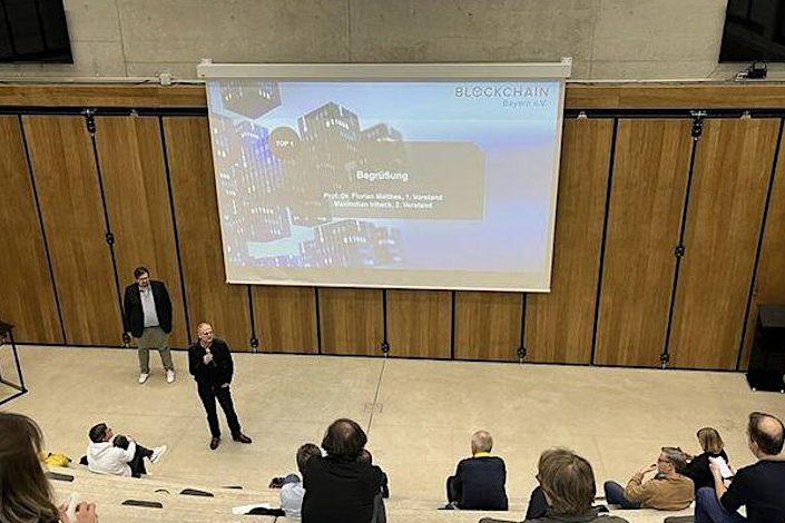 Titelbild Mitgliederversammlung 2024